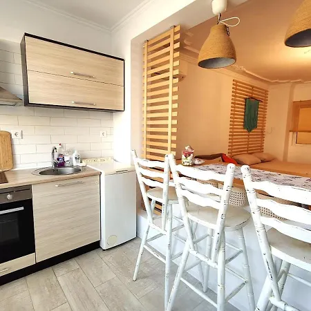 Apartament Hidden Gem Near Old